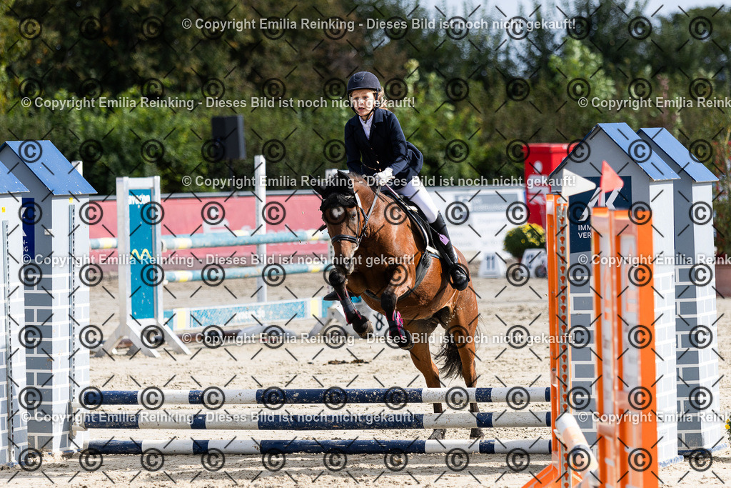 CL5A2153 | Emilia Reinking Fotografie - Realisiert mit Pictrs.com