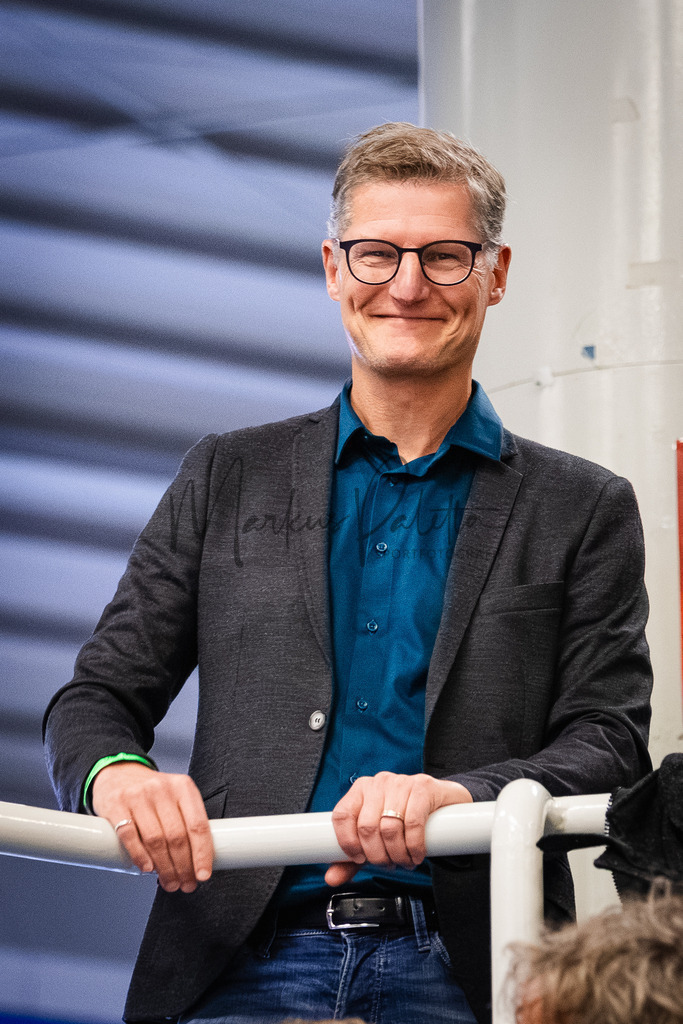 Volleyball, 1. Bundesliga Frauen, Hauptrunde, 1. Spieltag, Saison 2025/2026: USC Münster - SSC Palmberg Schwerin | 1. Bundesliga Frauen, Hauptrunde, 1. Spieltag, Saison 2025/2026, USC Münster empfängt SSC Palmberg Schwerin in der Sporthalle Berg Fidel in Münster. Foto: sportfotografie.ms | Markus Paletta - Realisiert mit Pictrs.com