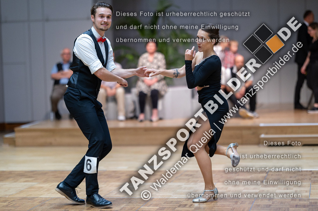 20230812-02579 | Hier finden Sie Tanz Bilder vom Latein und Standard Formationen tanzen. Sportbilder vom Tanzsport. Schöne Fotos und von Weltmeisterschaft, Europameisterschaft, Bundesliga, Regionalliga, Oberliga und Landesliga sowie von GOC Stuttgart, DanceComp, WM Bremen