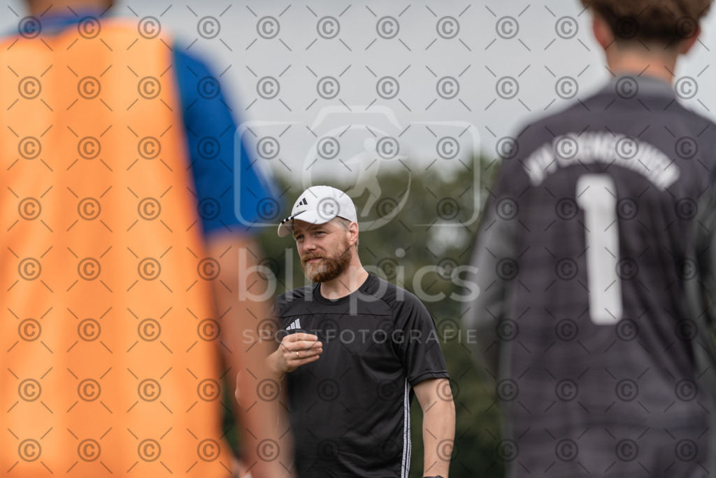 _DSC8321 | Professionelle Fußball- und Sportfotografie. Spielbilder online ansehen und kaufen – Einzelbilder oder komplette Galerien in hoher Qualität. - Realisiert mit Pictrs.com
