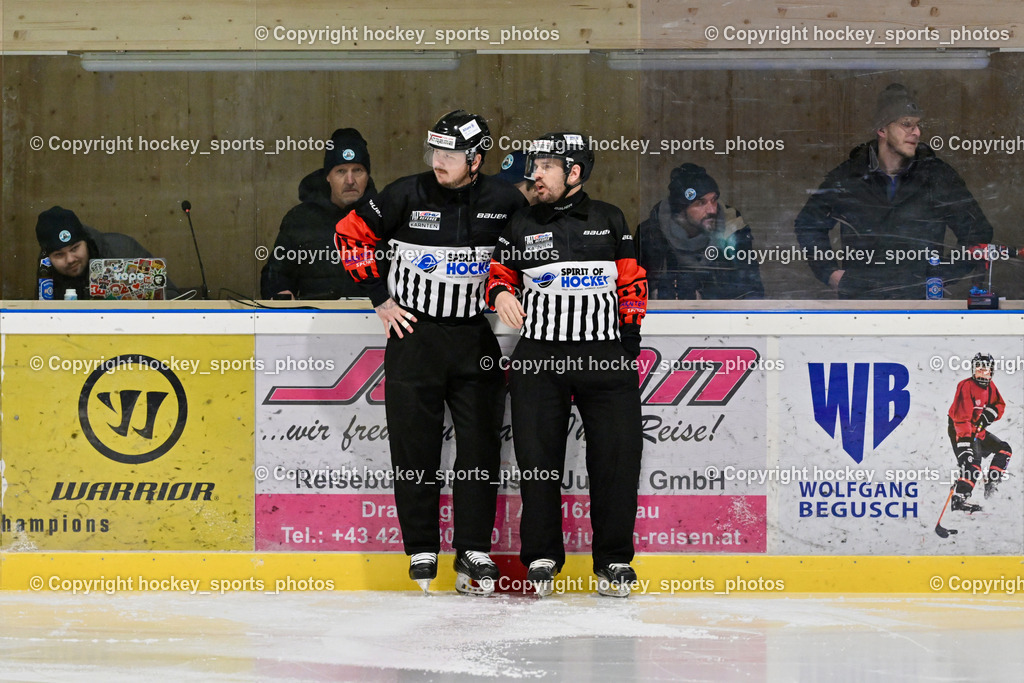 Lendhafen Seelöwen vs. Spartans Althofen | Wucherer Gerald Referee, Widmann Florian Referee, Lendhafen Seelöwen vs. Spartans Althofen, Lendhafen Seelöwen vs. Spartans Althofen am 14.02.2025 in Ferlach (HTC Eishalle Ferlach), Austria, (Photo by Bernd Stefan)