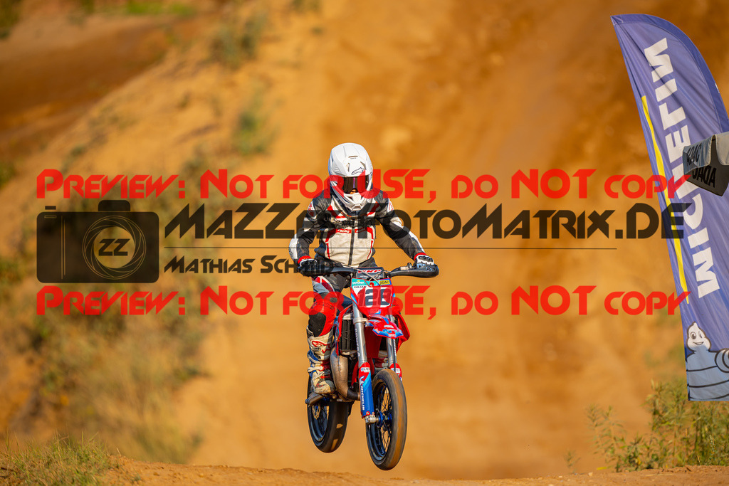 MaZZes-Fotomatrix-20260815-598854 | ROOKIES