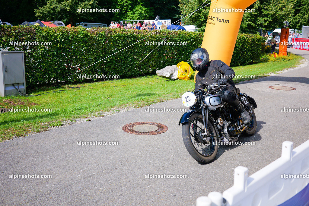 P1025966 | Erleben Sie atemberaubende, hochqualitative Fotos Ihrer Fahrt entlang der malerischen Alpenstraßen. Besuchen Sie alpineshots.com, um professionelle Aufnahmen Ihrer unvergesslichen Reise zu finden und zu kaufen - Realisiert mit Pictrs.com