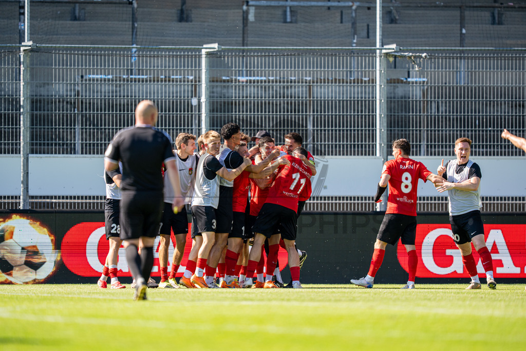 Stuttgarter Kickers vs. SG Sonnenhof Großaspach, Fussball, WFV-Pokal, Finale, 23.05.2026 | Mert Tasdelen (SG Sonnenhof Großaspach, #10) jubelt mit seinem Team nach dem Treffer zum 1:3,Stuttgarter Kickers vs. SG Sonnenhof Großaspach, Fussball, WFV-Pokal, Finale, 23.05.2026