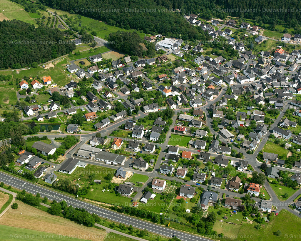 2611080 | SIMMERSBACH 09.06.2006 Stadtansicht des Innenstadtbereiches  in Simmersbach im Bundesland Hessen, Deutschland // City view on down town  in Simmersbach in the state Hesse, Germany Foto: Gerhard Launer