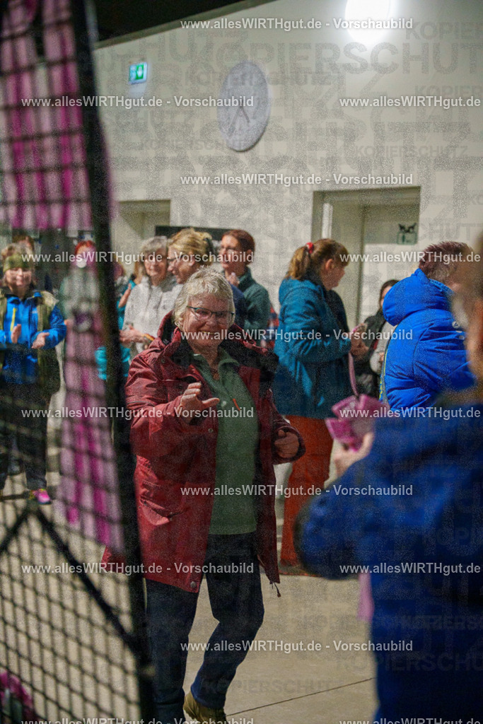 7R509318 | Professionelle Tierfotografie in Mönchengladbach von Daniel Wirth (allesWIRTHgut). Liebevolle & natürliche Bilder von Hunden & Katzen für unvergessliche Erinnerungen.