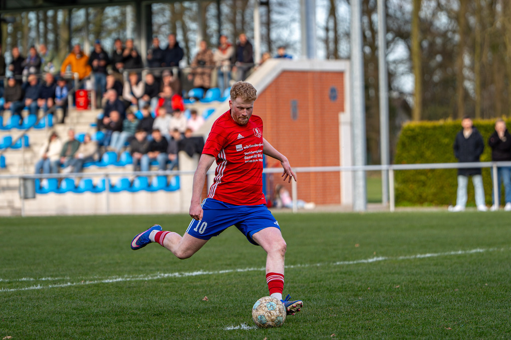 Fußball I Herren I Saison 2025-2026 I Halbfinale Kreispokal VEC I  BW Langförden - TV Dinklage II I 19811 | jns.sportfotos - Realisiert mit Pictrs.com