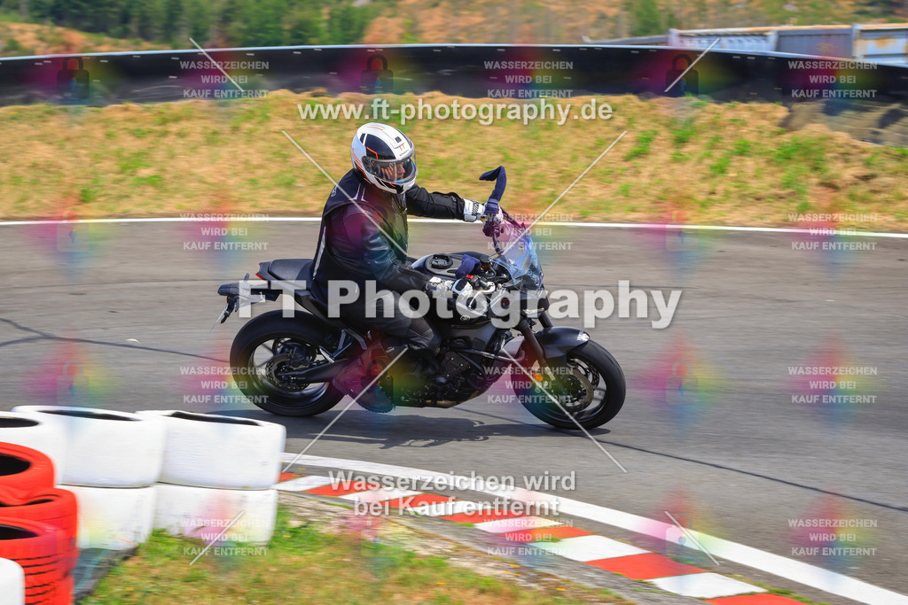_DSK2641 | Hier findet Ihr Bilder von Touristenfahrten auf der Nürburgring Nordschleife oder von anderen Veranstaltungen die ich besucht habe. Viel Spass beim Durch Schauen 