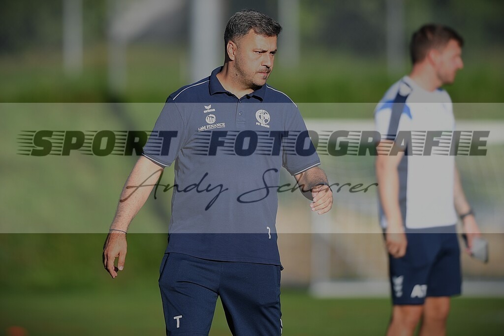 aD5S_8565 | Kaufen Sie Sportbilder im Onlineshop von Andy Scherrer Sportfotografie. Faszinierende Bilder von Sportevents aus der ganzen Schweiz. Fussball, Frauenfussball, Unihockey, Handball, Schwingen und weiteren Sportarten. - Realisiert mit Pictrs.com