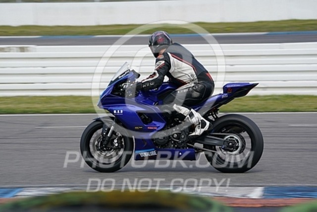 2023_05_01_PBK_24972 | Sportfotografie; SlowMotion; Video; Rennstrecke; Hafeneger; Speer; Racing; RSE; BMW; CBO; Trackday; Motorsportarena; Hockenheimring; Brno; Most; Barcelona; Valencia