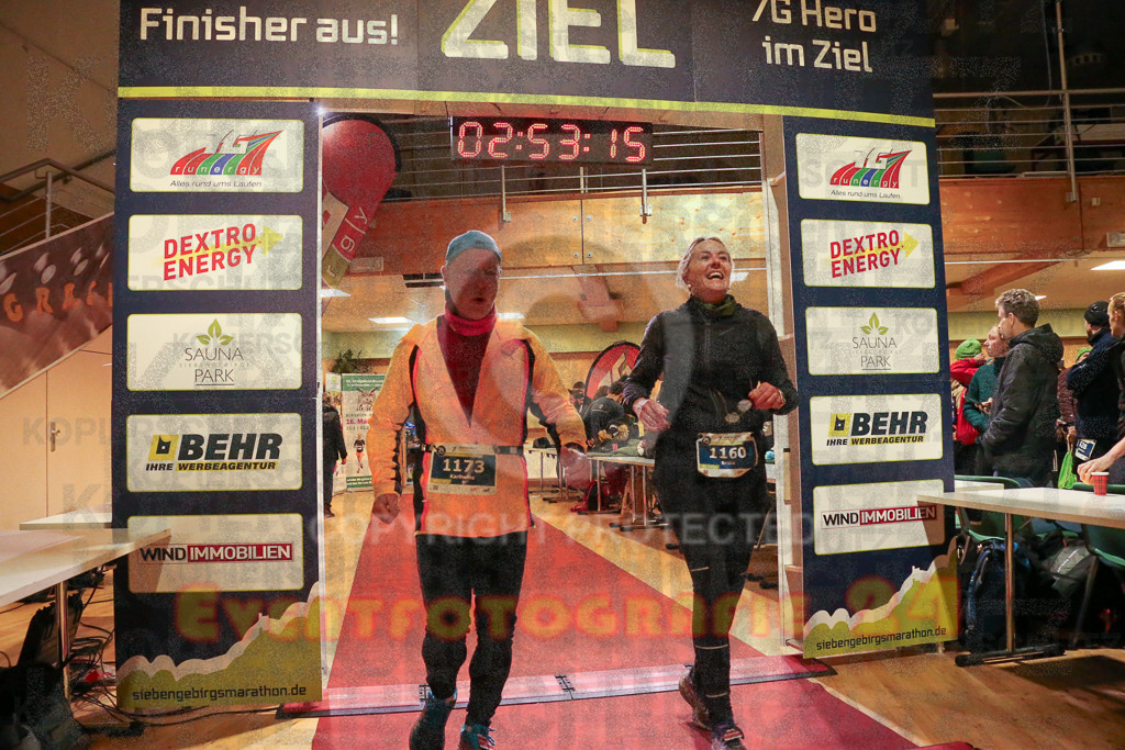 241208_1156_EX1_6976 | Sportfotografie im Rhein-Sieg Kreis, Köln, Bonn, NRW, Rheinland Pfalz, Hessen, etc. Unser Tätigkeitsfeld umfasst den Laufsport vom Volkslauf über den Marathon, Duathlon, Triathon bis zum Ultralauf wie Kölnpfad Ultra oder Schindertrail.