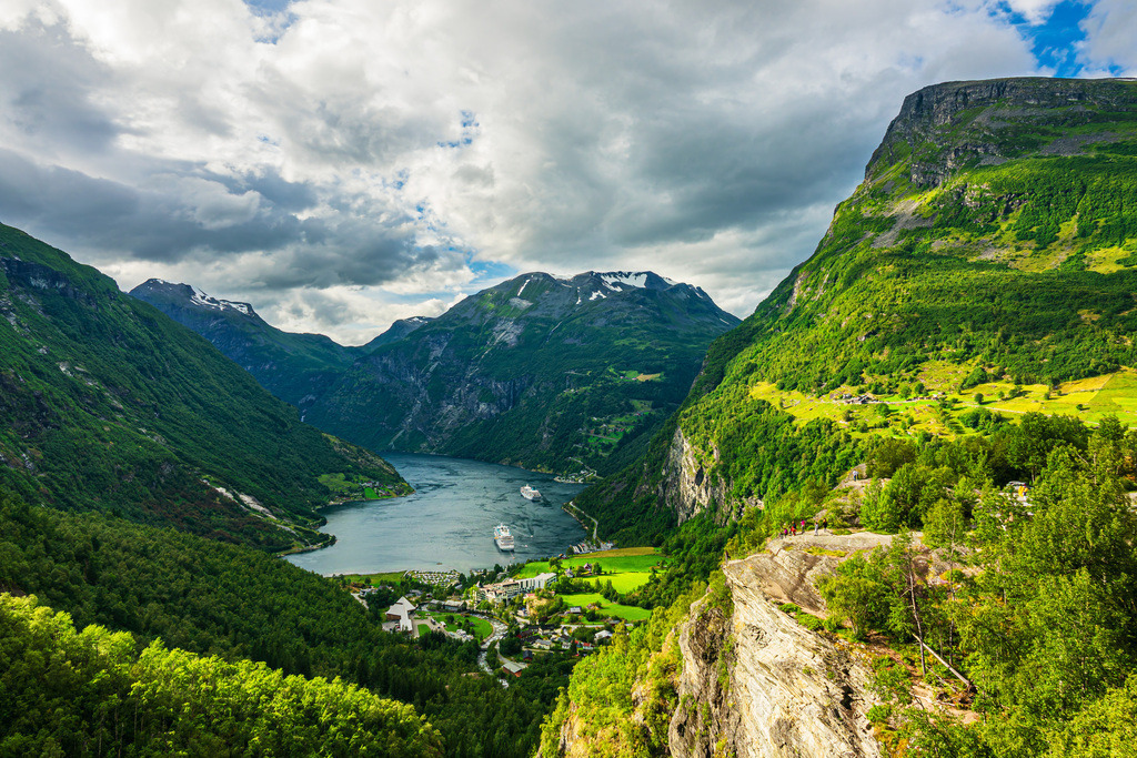 Blick auf den Geirangerfjord in Norwegen | Blick auf den Geirangerfjord in Norwegen.