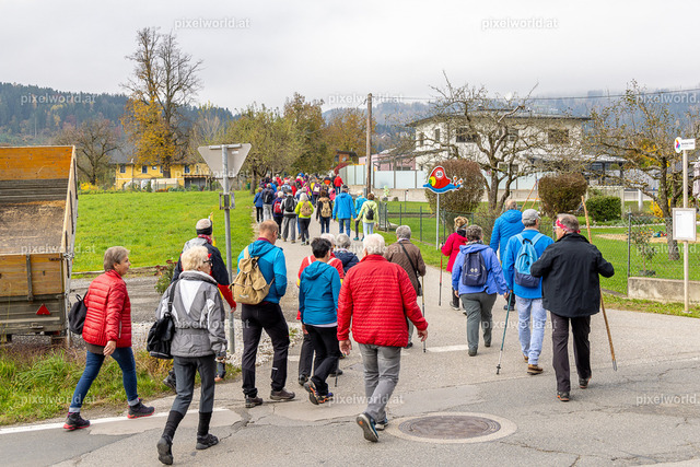 Familienwandertag der Stadtgemeinde Feldkirchen | Bildershop von pixelworld.at - Realisiert mit Pictrs.com
