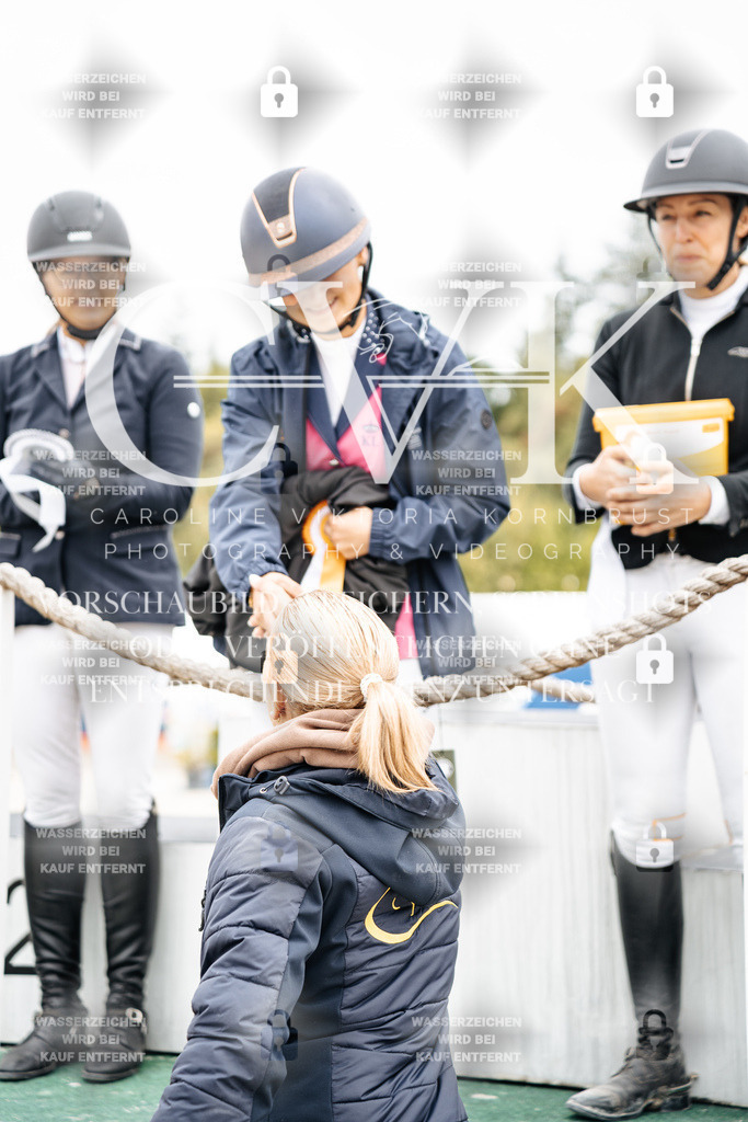 CK703827 | Turnierfotografie Pferdefotografie Trier Rheinland-Pfalz Pferdesport Reitsport Tierfotografie Sportfotografie Pferdevideo Pferdevideografie Equestrianvideography equestrianphotography  - Realisiert mit Pictrs.com