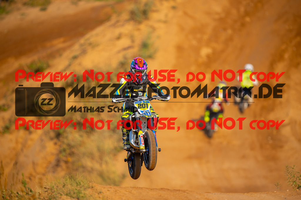 MaZZes-Fotomatrix-20260815-598945 | ROOKIES