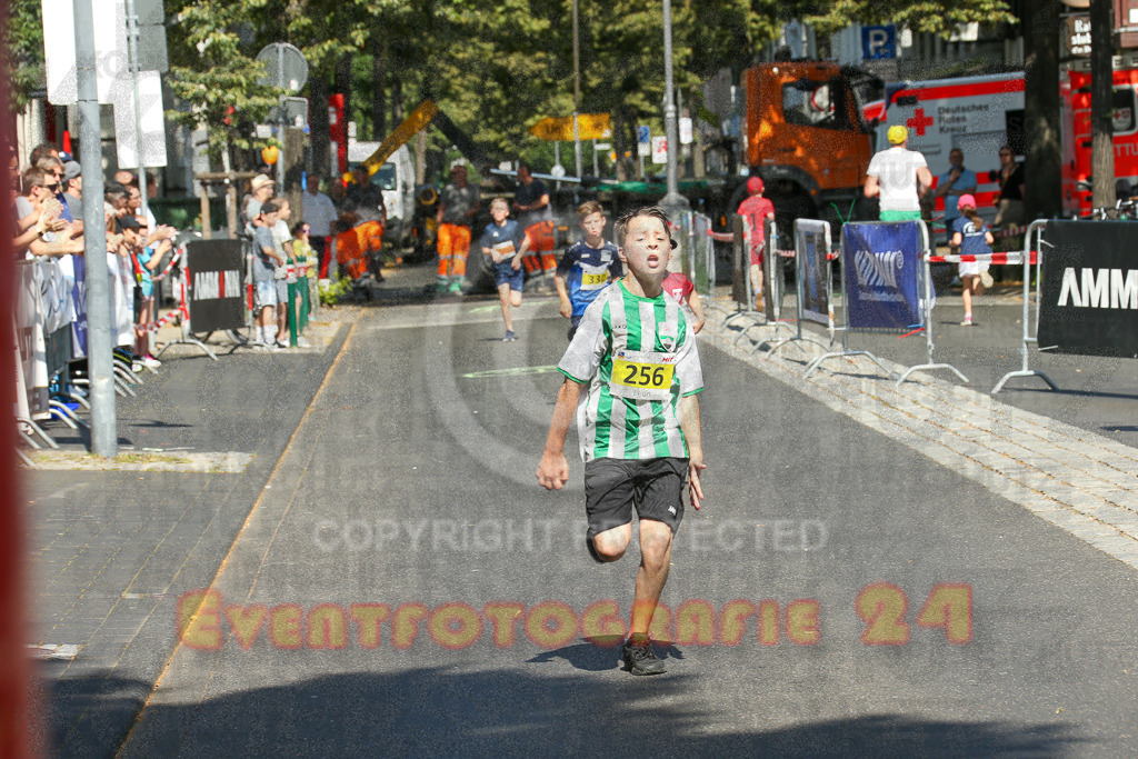 250621_1043_EX1_2217 | Sportfotografie im Rhein-Sieg Kreis, Köln, Bonn, NRW, Rheinland Pfalz, Hessen, etc. Unser Tätigkeitsfeld umfasst den Laufsport vom Volkslauf über den Marathon, Duathlon, Triathon bis zum Ultralauf wie Kölnpfad Ultra oder Schindertrail.