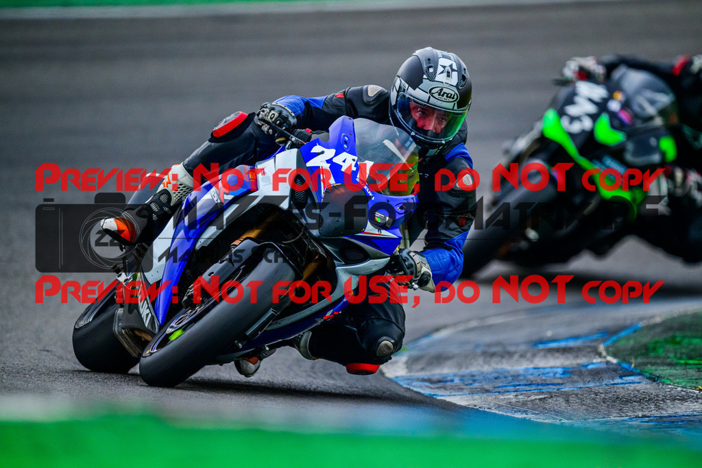 MaZZes_FotoMatrix_240614_6007705_5995 | WEISS