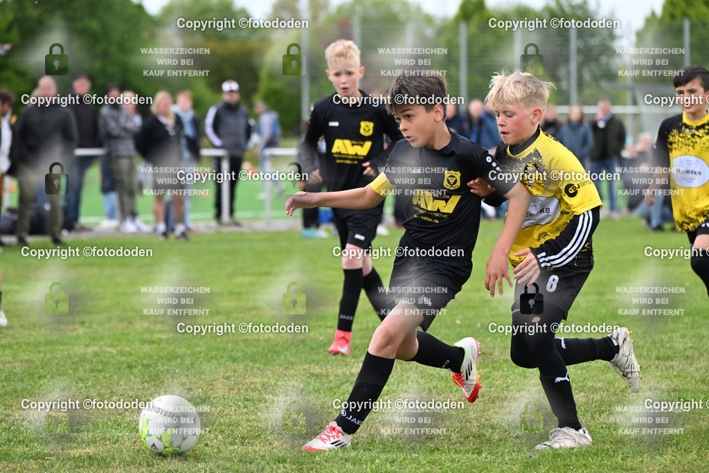 DSC_0421 | PSV Norden (schwarz) / TuS Strudden (gelb,schwarz)  