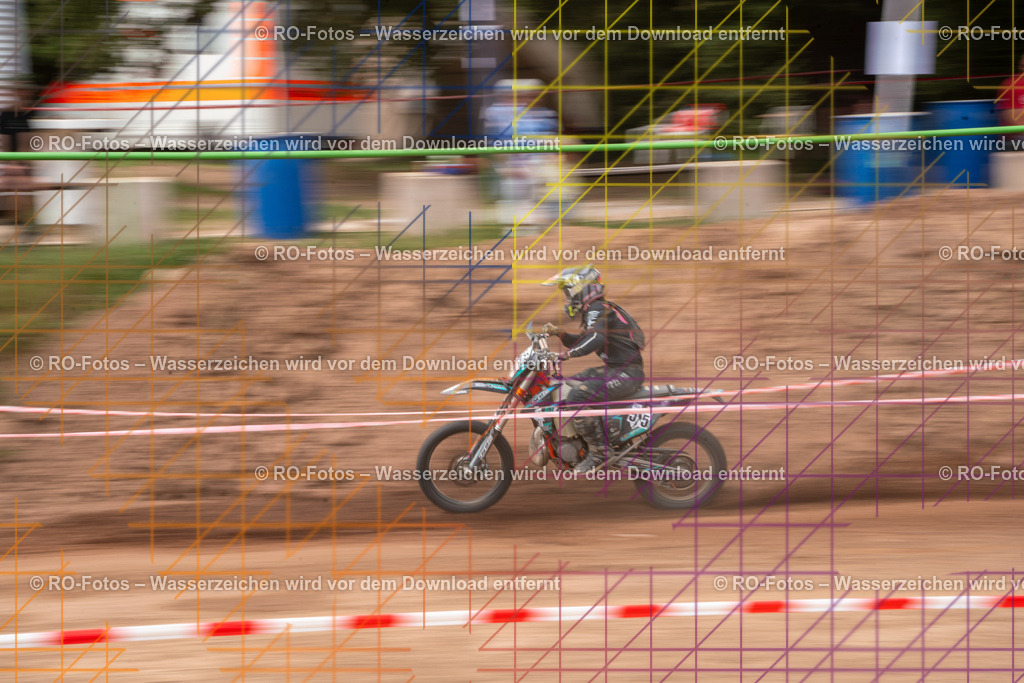 Niederwürzbach 4 Lauf-1859 | Sportfotografie von RO-Fotos: Motorsport, Motocross, Enduro, Laufveranstaltungen und Triathlon. Professionelle Fotos von Sportlern und Events. - Realisiert mit Pictrs.com