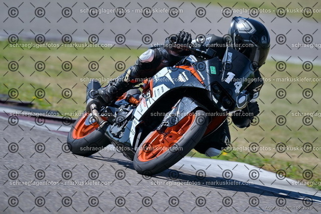 26BT01-0611 | 140 - Realisiert mit Pictrs.com