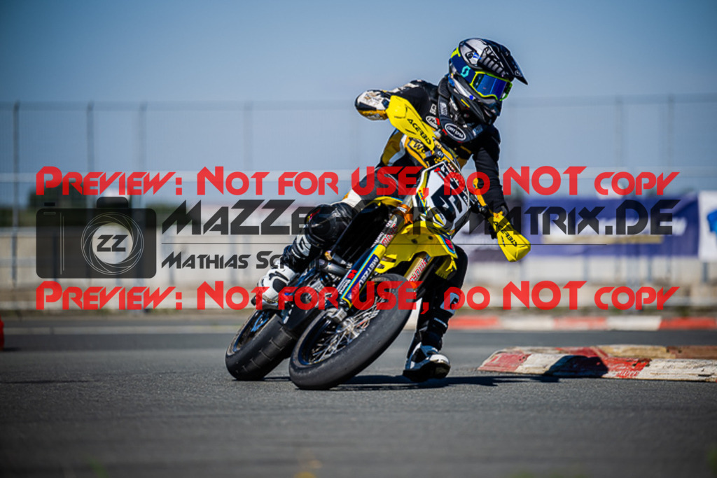 MaZZes_FotoMatrix_220903_0857 | S3