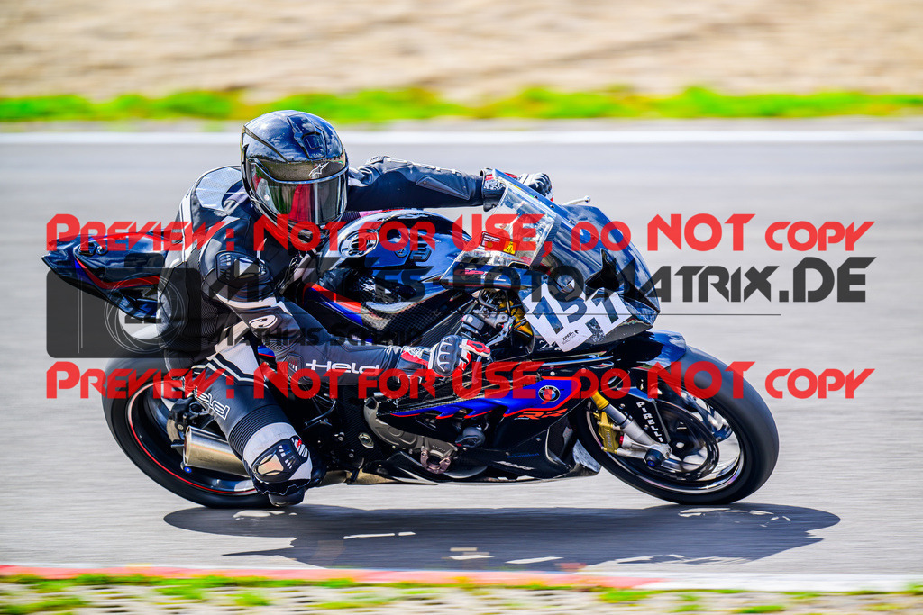 MaZZes_FotoMatrix_240911_6007705_7112 | GELB