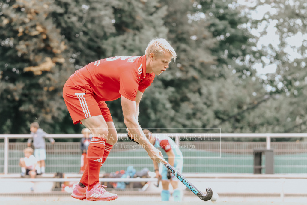 Herren_Bundesliga_02_F_RWK-UHC_21.09.25_Köln (29 von 471) | lanaschraderfotografie - Realisiert mit Pictrs.com