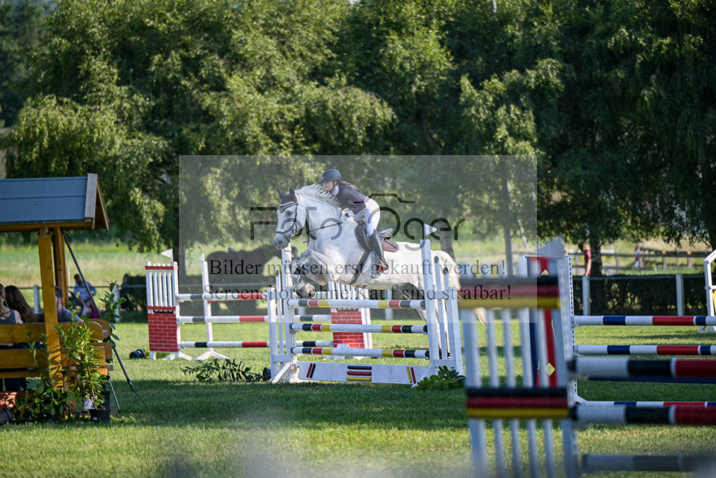 Reitturnier Voxtrup | Entdecke hochwertige Reitturnierfotos von Foto Oger. Professionell, emotional und authentisch – jetzt Lieblingsmomente im Shop bestellen.Deutschlandweite Turnierfotografie. - Realisiert mit Pictrs.com