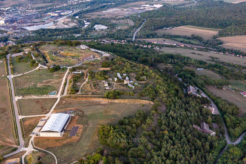 Vue aérienne: Aéroport Pont-Saint-Vincent à Pont-Saint-Vincent dans le département Meurthe et Moselle, France. Photo: IMG_117971.jpg prise le 14/09/2019 par Werner Riehm/FLY-FOTO.euRésolution de l'original: 5472 x 3648 px