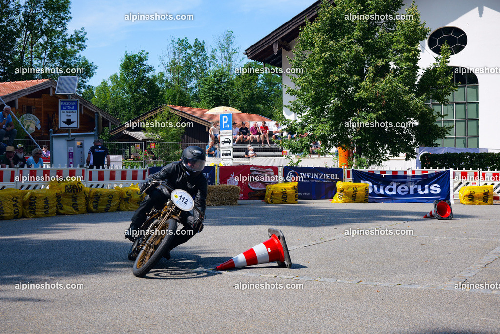 P1014879 | Erleben Sie atemberaubende, hochqualitative Fotos Ihrer Fahrt entlang der malerischen Alpenstraßen. Besuchen Sie alpineshots.com, um professionelle Aufnahmen Ihrer unvergesslichen Reise zu finden und zu kaufen - Realisiert mit Pictrs.com