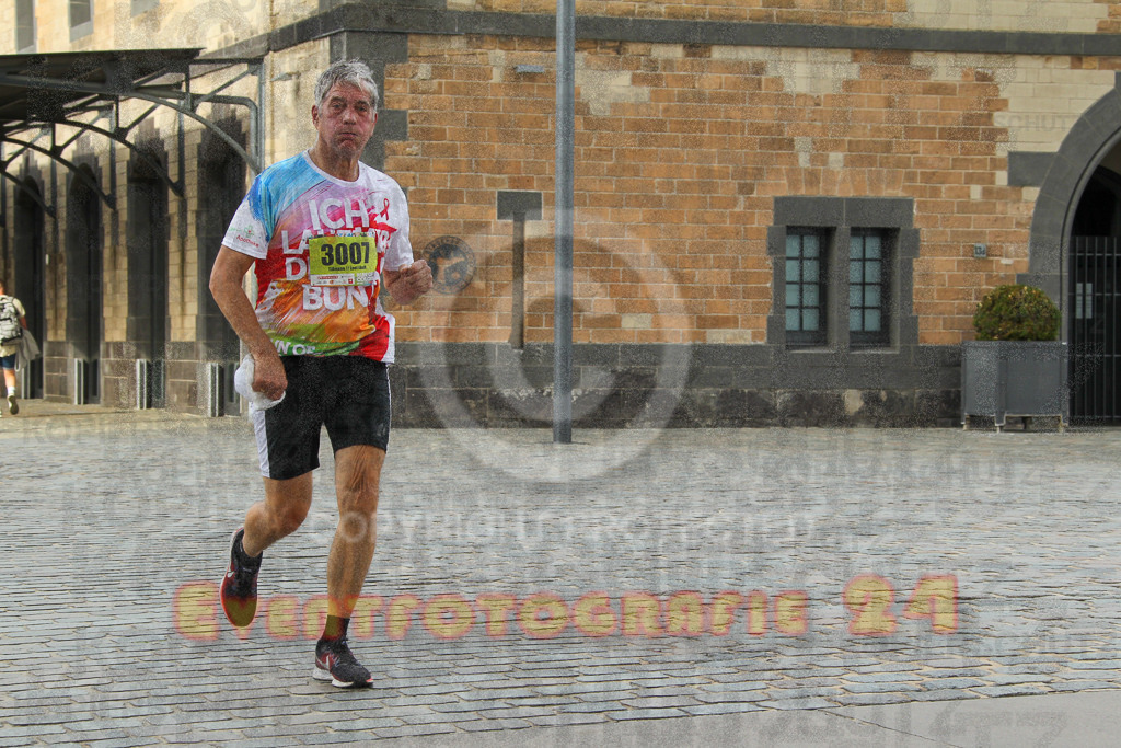 250920_1533_EV4_9106 | Sportfotografie im Rhein-Sieg Kreis, Köln, Bonn, NRW, Rheinland Pfalz, Hessen, etc. Unser Tätigkeitsfeld umfasst den Laufsport vom Volkslauf über den Marathon, Duathlon, Triathon bis zum Ultralauf wie Kölnpfad Ultra oder Schindertrail.