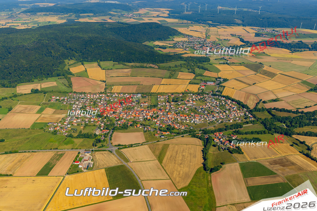 Schrägluftbild    Hohenroda - Das Luftbild wurde 2025 vom UL-Flugzeug heraus erstellt (ohne Drohne- keine Drohnenaufnahme ) - Hochauflösende Luftaufnahme -Nicht vergleichbar mit Google Maps oder Satelittenbilder- Die Geschenkidee !Mit Lizenz und Bildrechte bestellbar