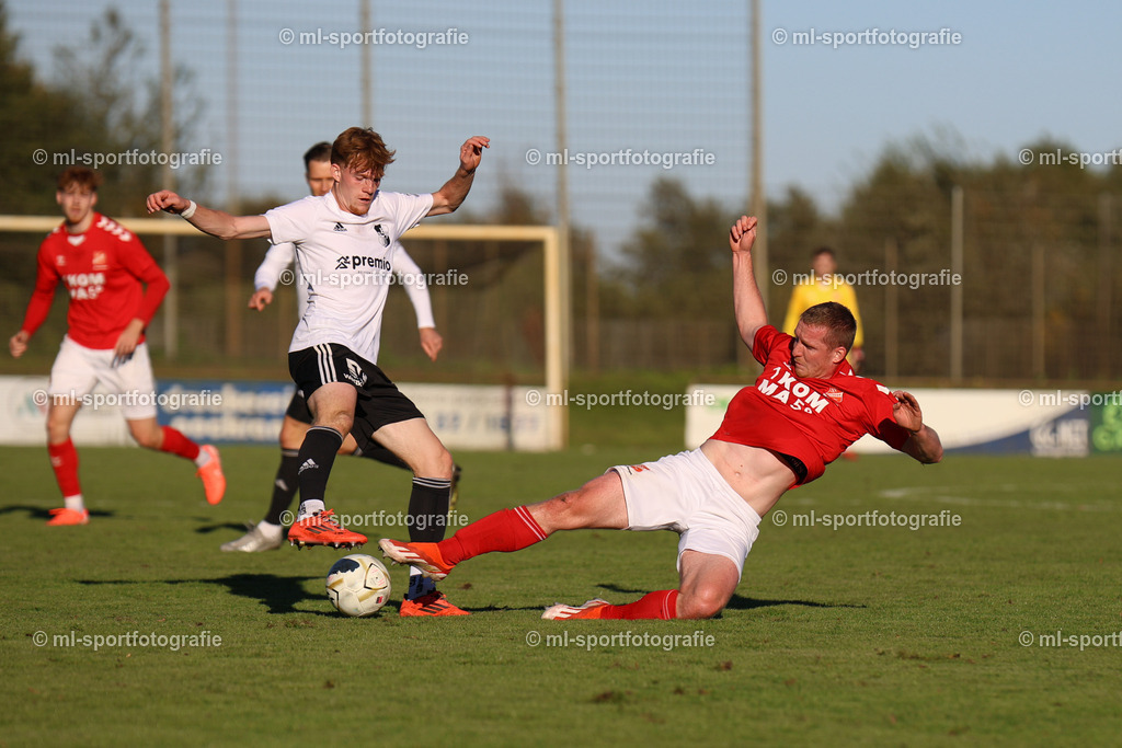 Fußball I Herren I Saison 2025/2026 I Oberliga Schleswig-Holstein I 13. Spieltag I SV Eichede - Heider SV | ml-sportfotografie - Realisiert mit Pictrs.com