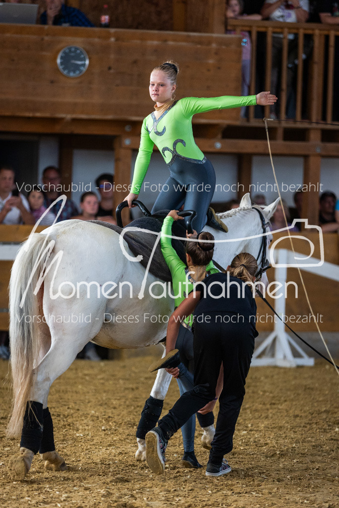 SS-Maxi-221 | MomenTaufnahmen Pferdesportfotos