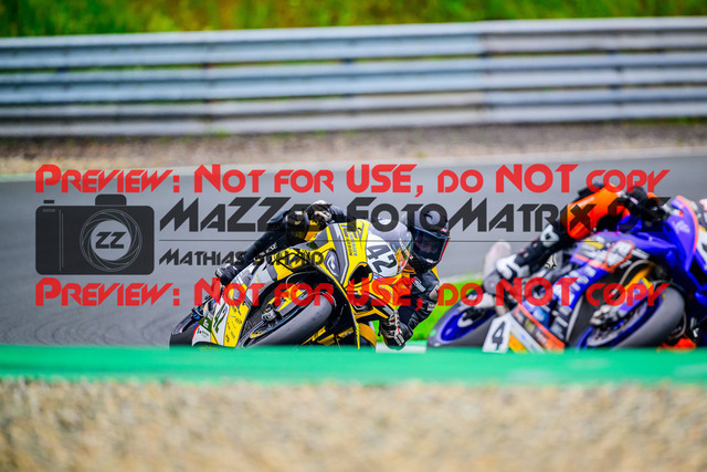 MaZZes_FotoMatrix_240602_6007705_4826 | STK