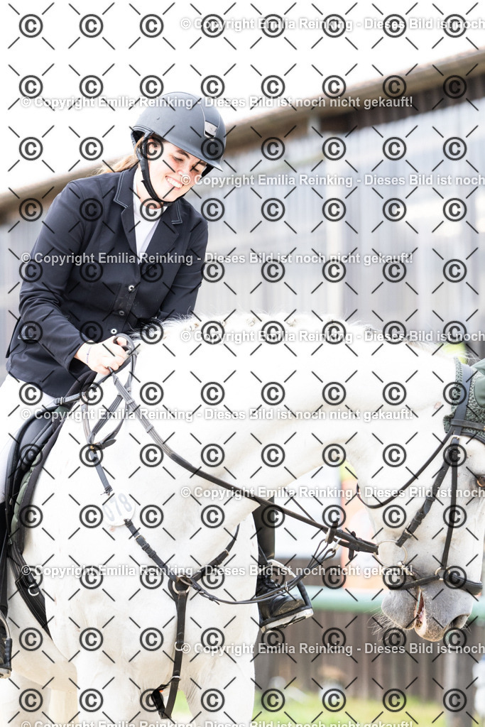 CL5A6034 | Emilia Reinking Fotografie - Realisiert mit Pictrs.com