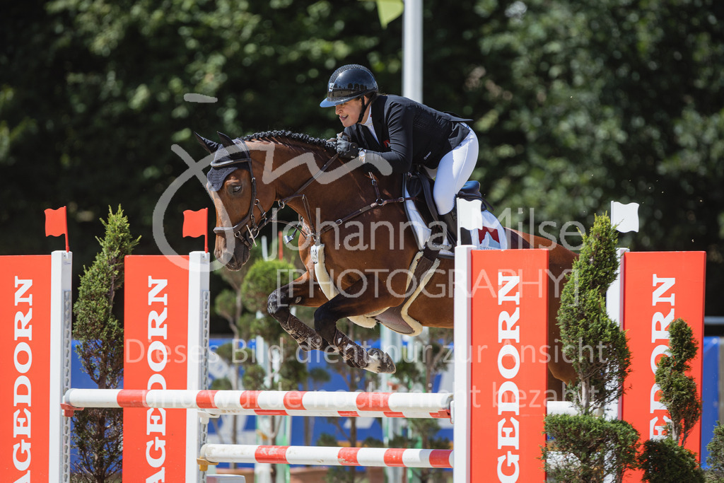 220728_BHO_BronzeTour_L-Stil_1-337 | Deine schönsten Turniermomente als professionelle Fotos! Entdecke hochwertige Pferdesport-Fotografie im Online-Shop. Jetzt Fotos finden & bestellen!