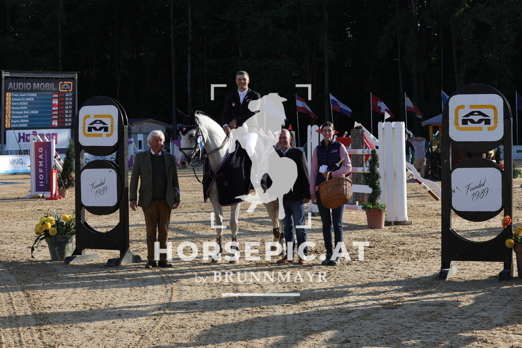 0P6A8315 | Willkommen bei Brunnmayr - Design & Fotografie – Ihrem Spezialisten für Reitturniere und Pferdeveranstaltungen in Oberösterreich, Salzburg und Bayern! Seit über 17 Jahren sind wir leidenschaftlich dabei.