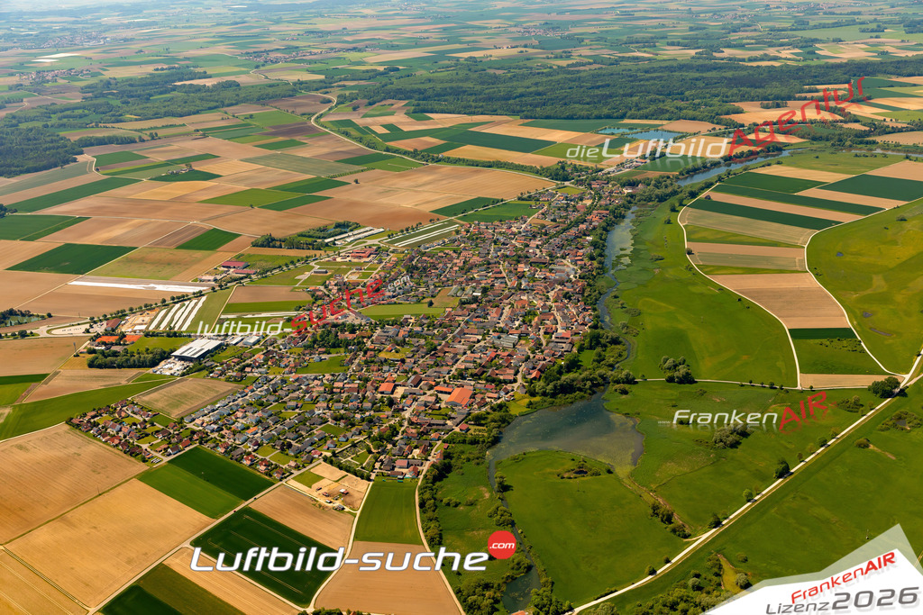 Das Luftbild zeigt :  Pfatter - Die Luftaufnahme wurde 2024 vom UL-Flugzeug aus erstellt ( keine Drohne ) - Hochauflösende Luftaufnahme - Für grossformatige Ausdrucke geeignet. Die Geschenkidee !Mit Lizenz und Bildrechte bestellbar