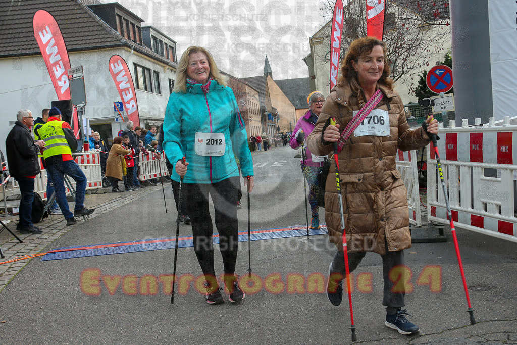 221127_1205_EX1_1924 | Sportfotografie im Rhein-Sieg Kreis, Köln, Bonn, NRW, Rheinland Pfalz, Hessen, etc. Unser Tätigkeitsfeld umfasst den Laufsport vom Volkslauf über den Marathon, Duathlon, Triathon bis zum Ultralauf wie Kölnpfad Ultra oder Schindertrail.