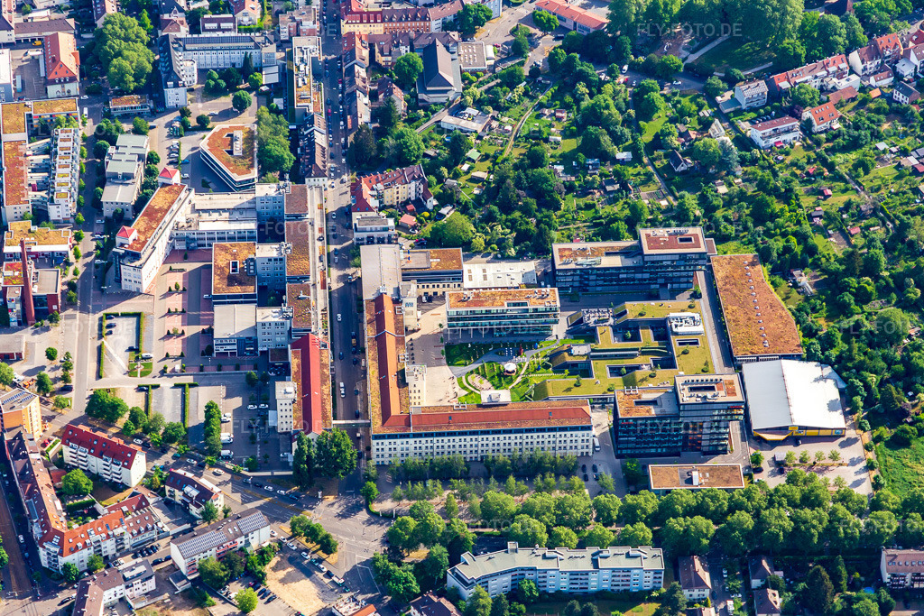 Luftbild: RaumFabrik (ehemaliges Pfaff-Gelände) im Ortsteil Durlach in Karlsruhe im Bundesland Baden-Württemberg in Deutschland. Foto: IMG_131605.jpg vom 22.05.2022 durch Werner Riehm/FLY-FOTO.de