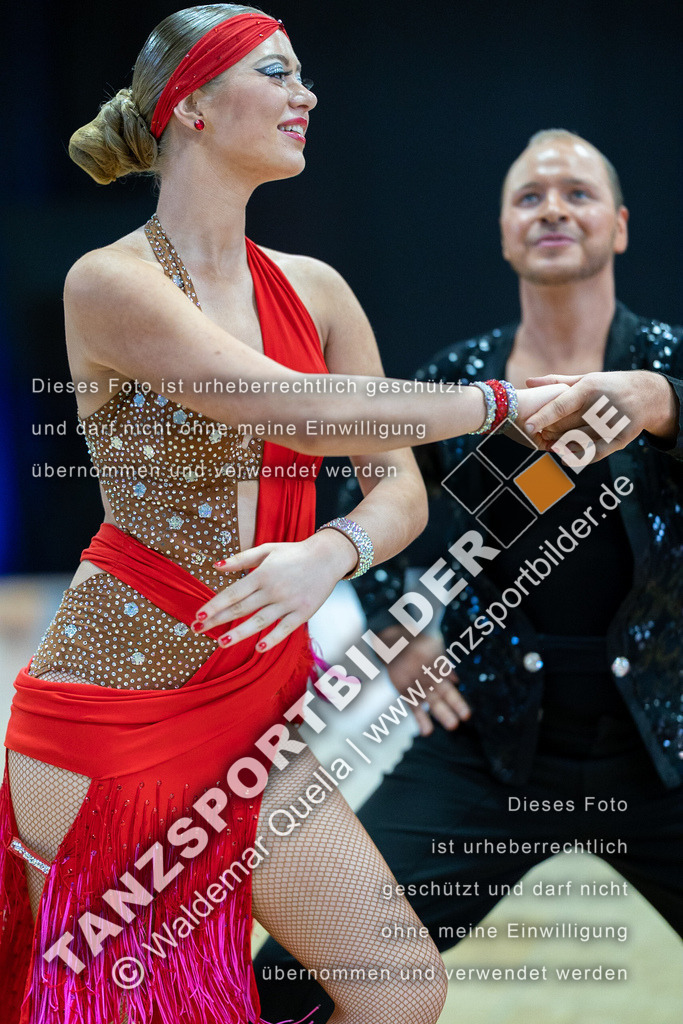 20230513-10722 | Hier finden Sie Tanz Bilder vom Latein und Standard Formationen tanzen. Sportbilder vom Tanzsport. Schöne Fotos und von Weltmeisterschaft, Europameisterschaft, Bundesliga, Regionalliga, Oberliga und Landesliga sowie von GOC Stuttgart, DanceComp, WM Bremen