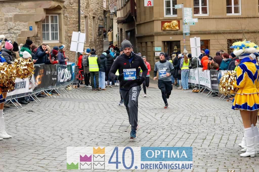 VR Bank Hauptlauf 10km | 40. Optima 3koenigslauf 2026 - Realisiert mit Pictrs.com