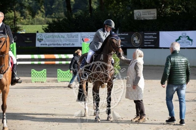 2B4A1084 | pixelfaenger - Realisiert mit Pictrs.com