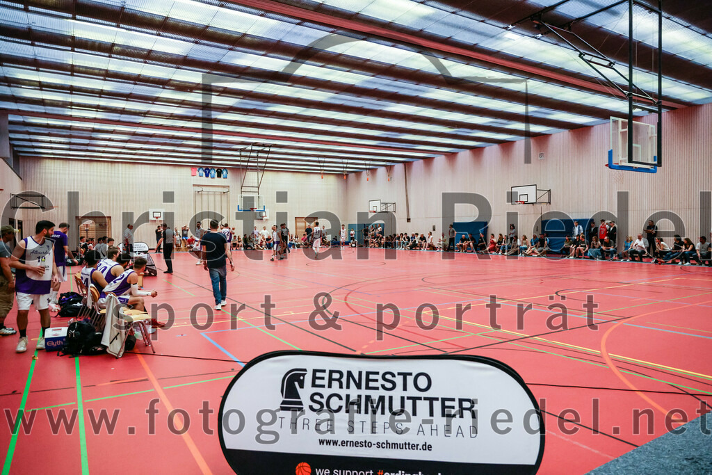 2022-05-15_117_SpVgg_Altenerding_gegen_TSV_Muenchen-Forstenried | Erding, Deutschland, 15.05.2022:
Basketball, Bezirksliga 2021 / 2022, Play-Offs, SpVgg Altenerding gegen TSV München-Forstenried, Endergebnis: 55:57

Foto: Christian Riedel / fotografie-riedel.net