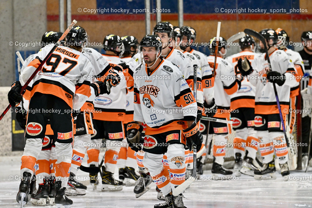 EC Spittal Hornets vs. USC Piraten Velden 7.2.2024 | USC Piraten Velden Mannschaft, #90 Edlinger Patrick