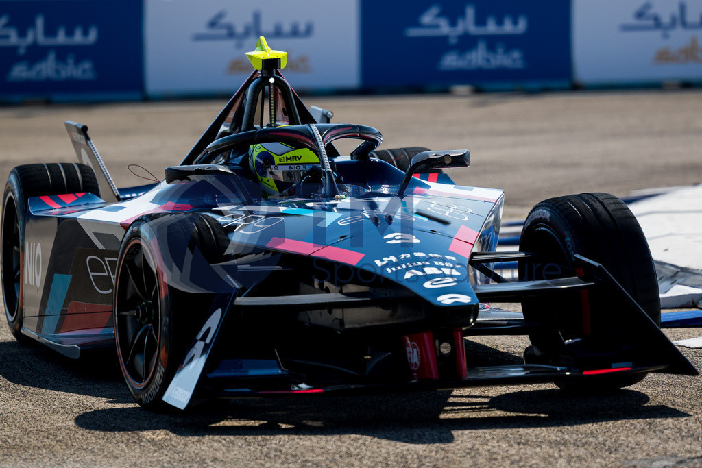 GEPA-20230422-101-147-0061-2 | BERLIN,GERMANY,22.APR.23 - MOTORSPORTS, FORMEL E - E-Prix of Berlin, Berliner Tempelhof Airport Circuit, qualifying. Image shows Sergio Sette Camara (BRA / Nio). 
Photo: GEPA pictures/ Matthias Trinkl