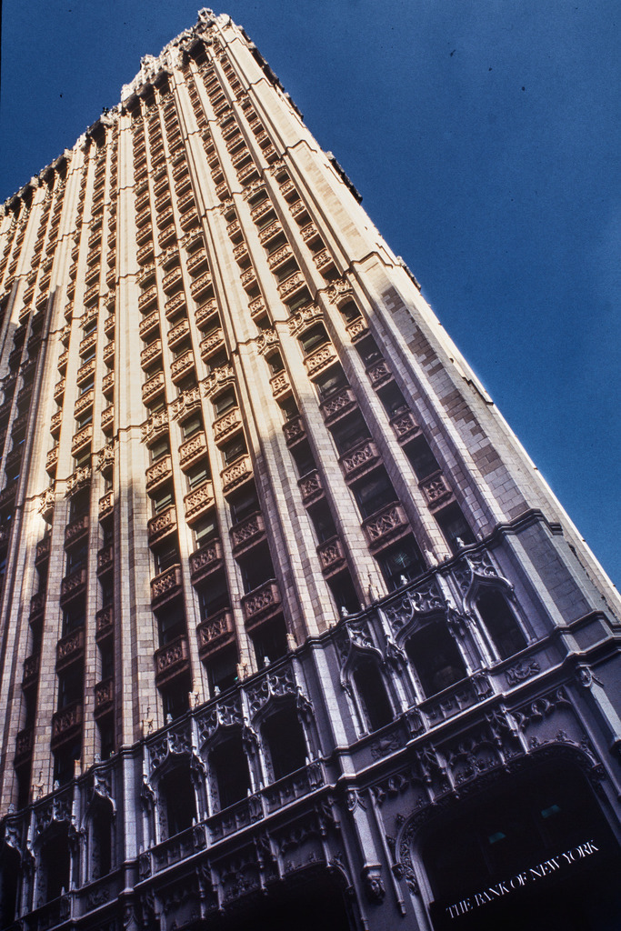 05USA_NYC_Architektur_Okt1992a_8082 | The Bank of NY, 1983 (Firmensitz in NYC, (verkauft 2007)