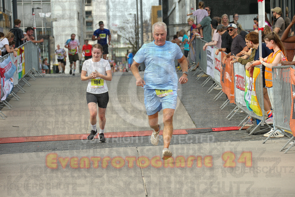 250920_1521_EX1_9036 | Sportfotografie im Rhein-Sieg Kreis, Köln, Bonn, NRW, Rheinland Pfalz, Hessen, etc. Unser Tätigkeitsfeld umfasst den Laufsport vom Volkslauf über den Marathon, Duathlon, Triathon bis zum Ultralauf wie Kölnpfad Ultra oder Schindertrail.