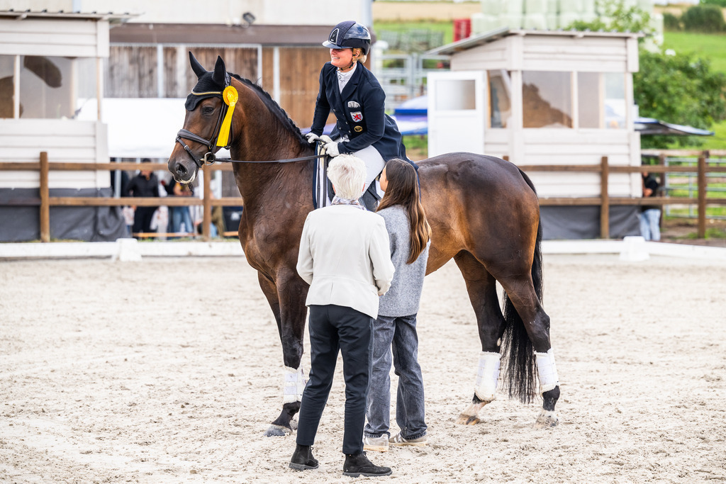 Luxembourg Dressage Championship 2025 - Senior League B | Luxembourg Dressage Championship 2025 - Kristine Møller-Engel on Bon Gregoria - Realisiert mit Pictrs.com